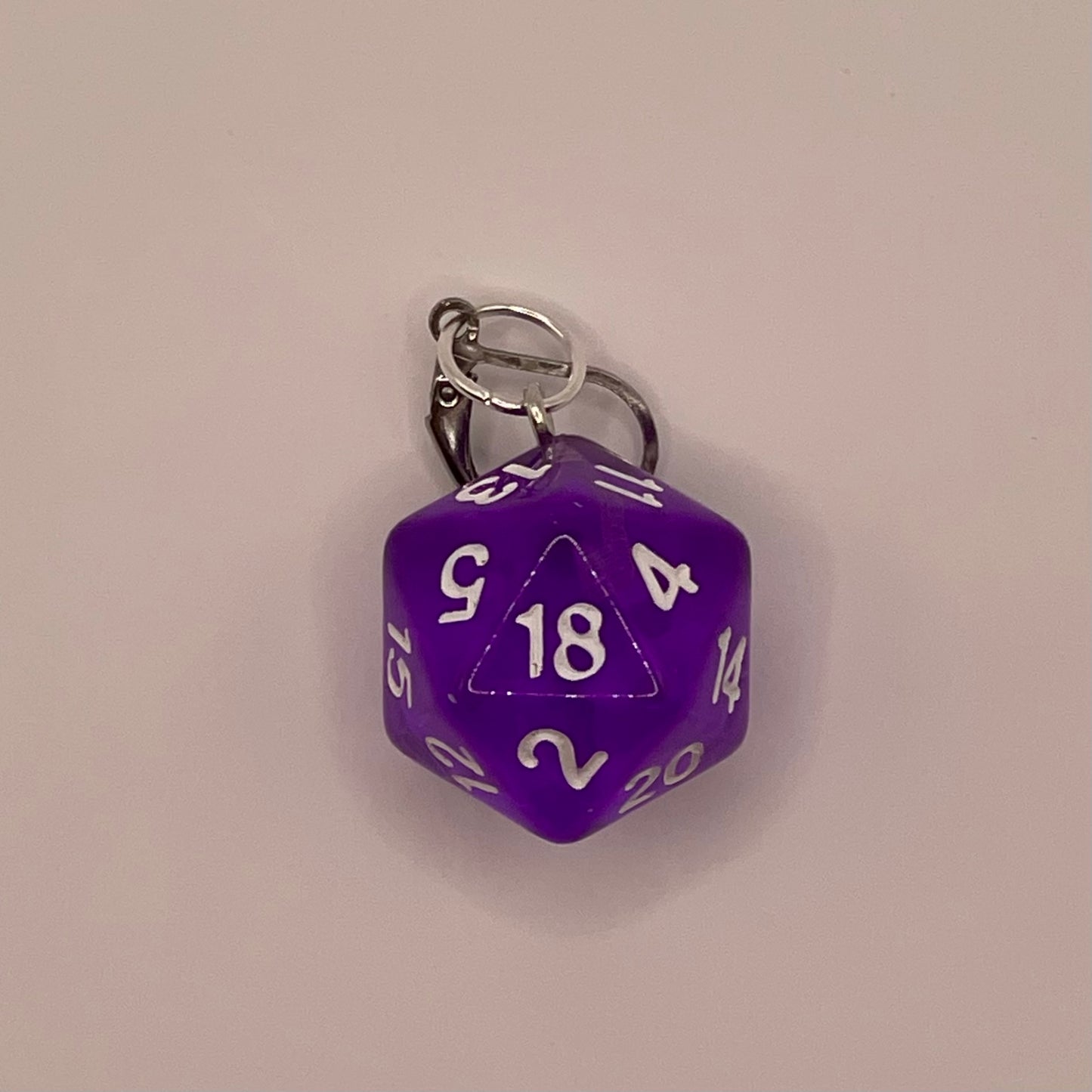 D20 Stitch Markers